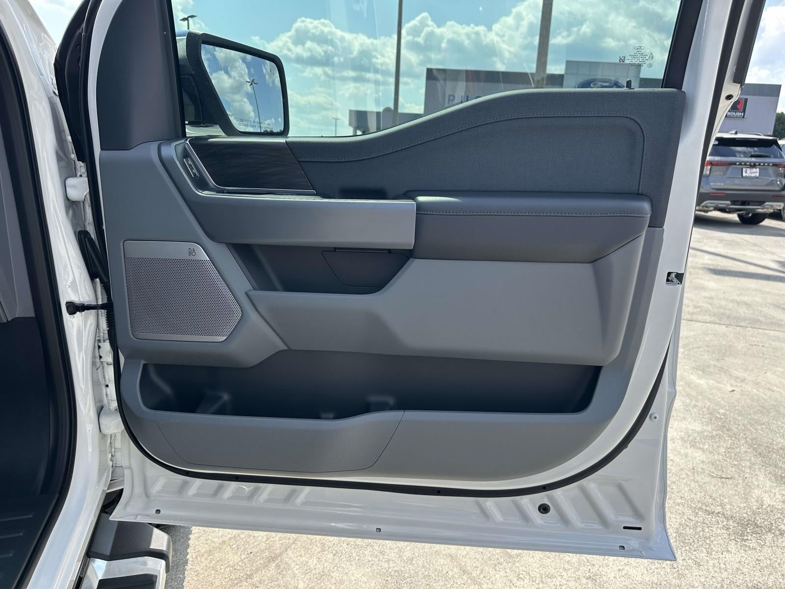 2025 Ford F-150 LARIAT 4WD SUPERCREW 5.5'