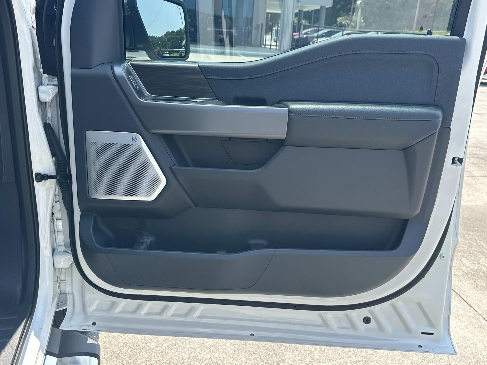 2024 Ford F-150 CREW CAB