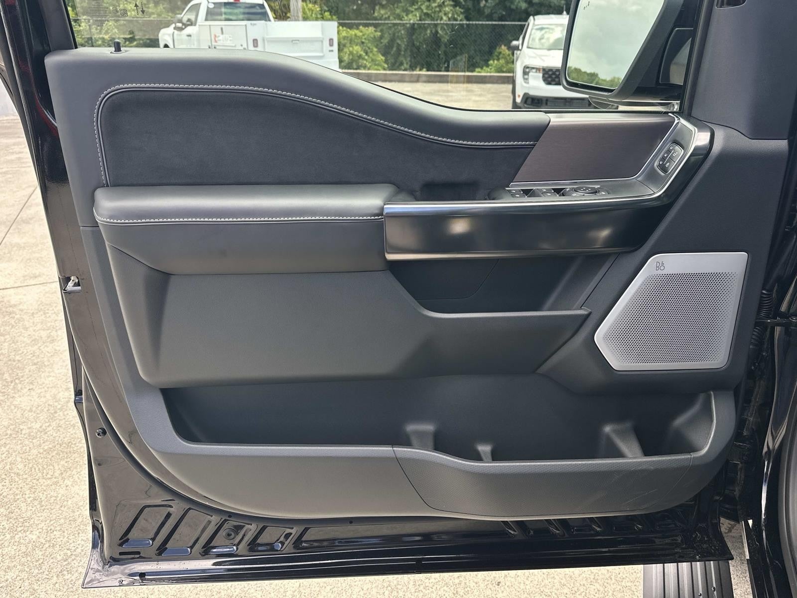 2026 Ford F-150 PLATINUM 4WD SUPERCREW