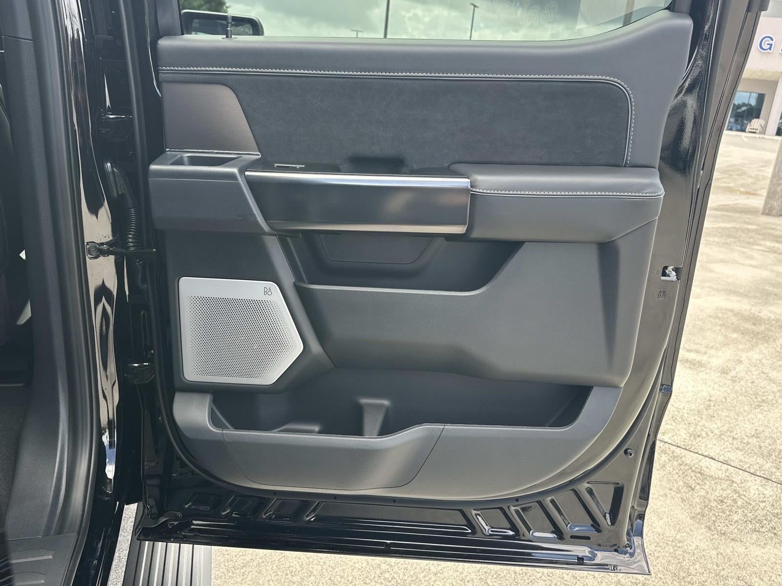 2026 Ford F-150 PLATINUM 4WD SUPERCREW