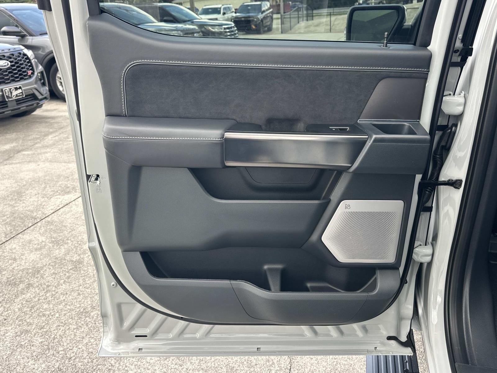 2026 Ford F-150 PLATINUM 4WD SUPERCREW
