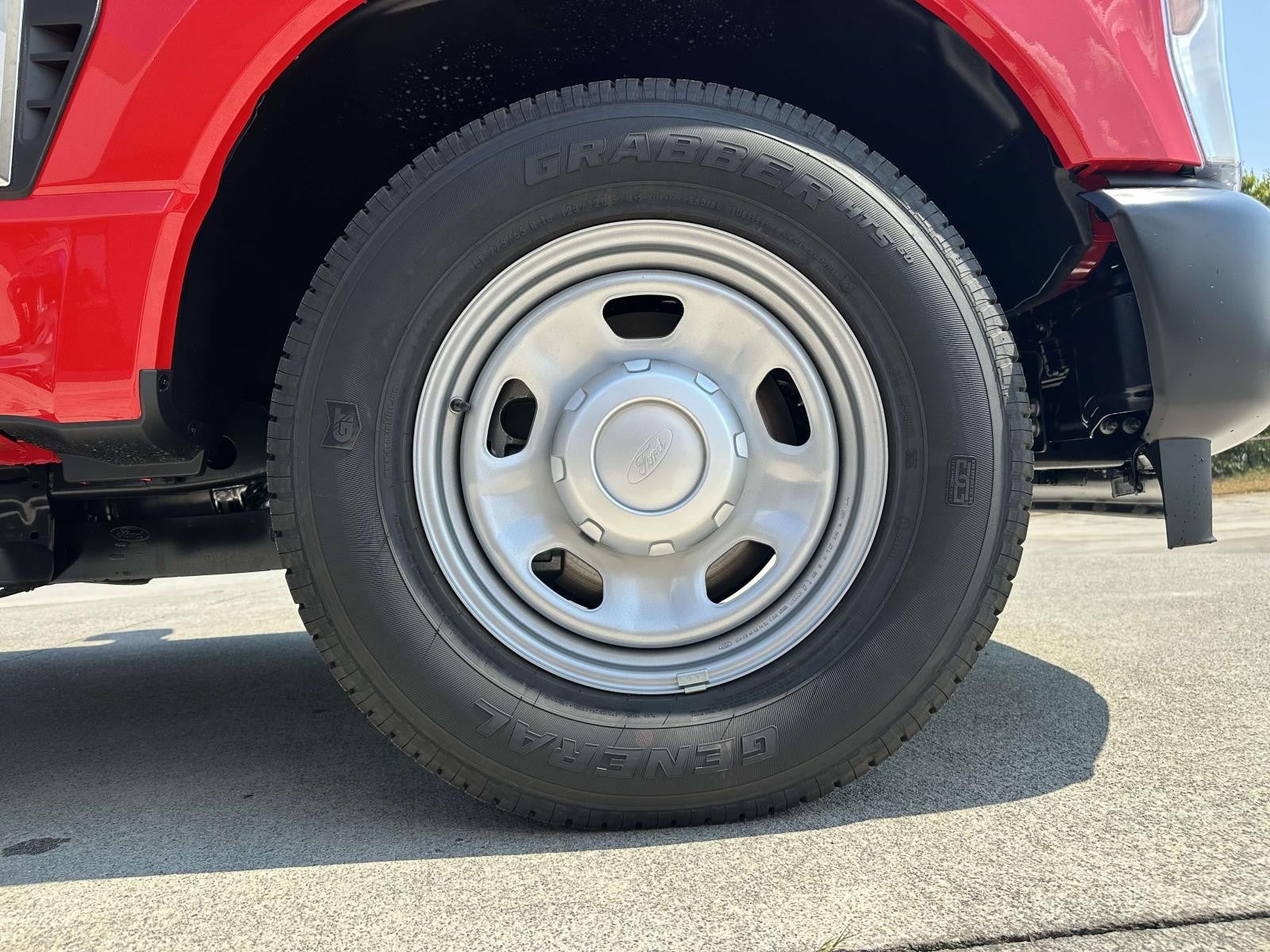 2026 Ford Super Duty F-350 SRW XL 2WD REG CAB 8' BOX