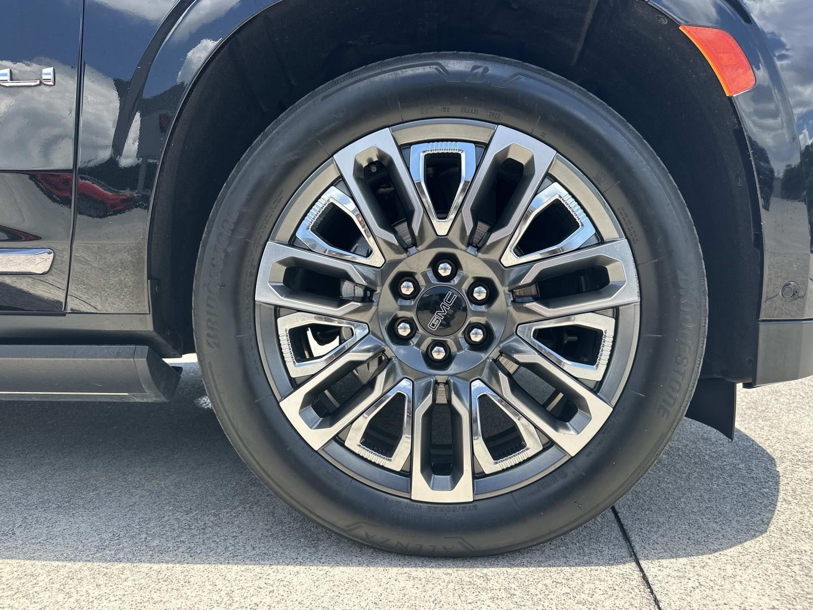 2023 GMC Yukon XL 4WD DENALI ULTIMATE