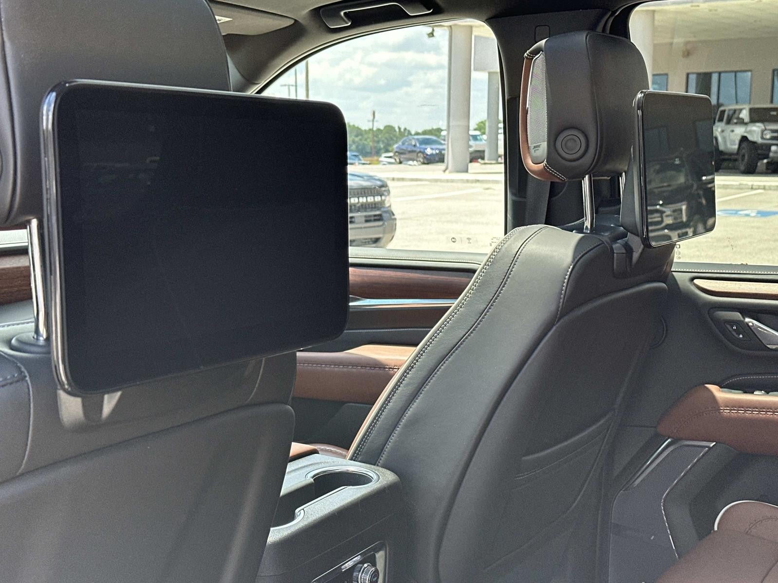 2023 GMC Yukon XL 4WD DENALI ULTIMATE