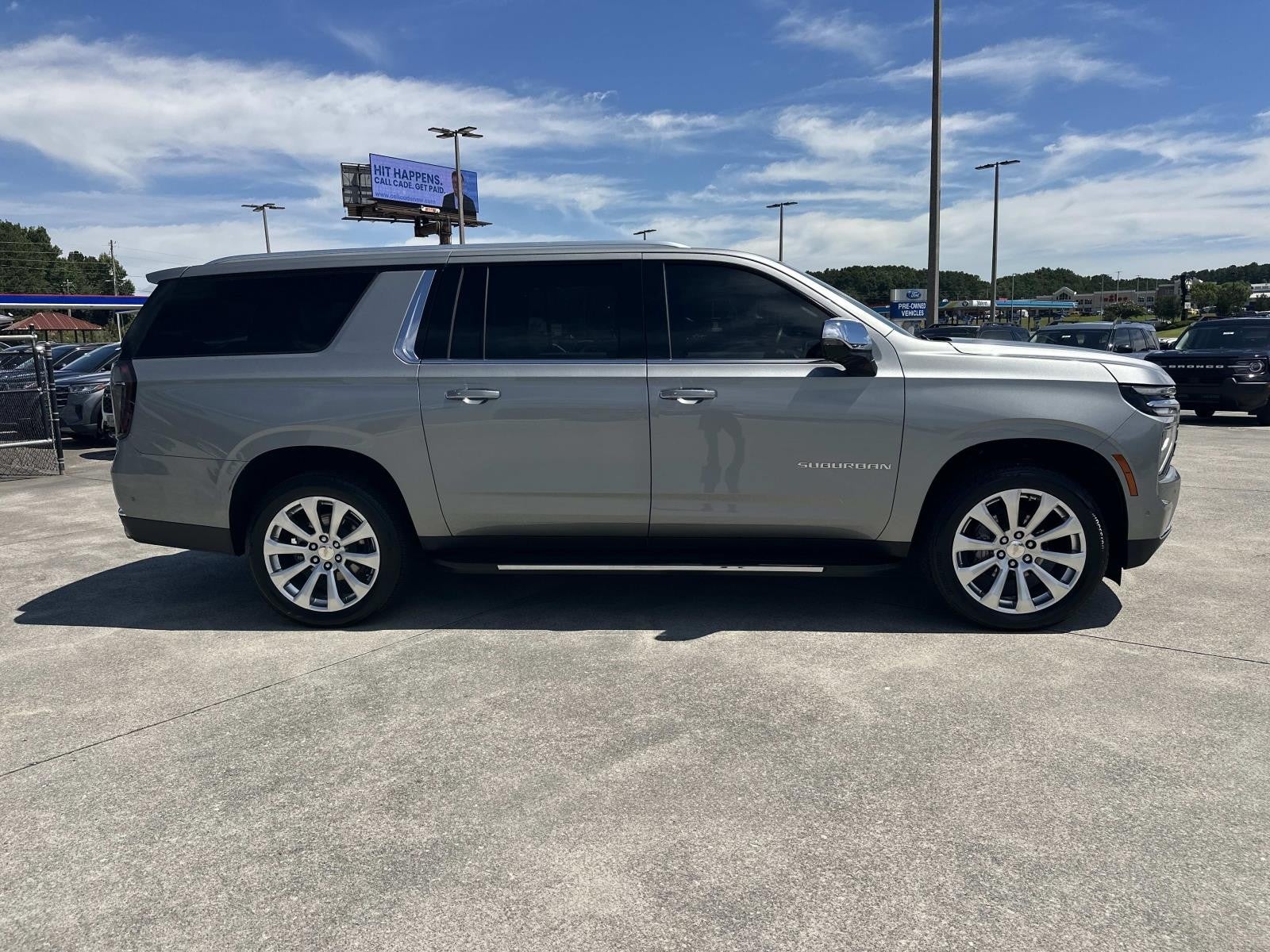 2025 Chevrolet Suburban PREMIER 2WD PREMIER