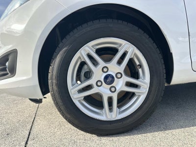 2018 Ford Fiesta SE SEDAN