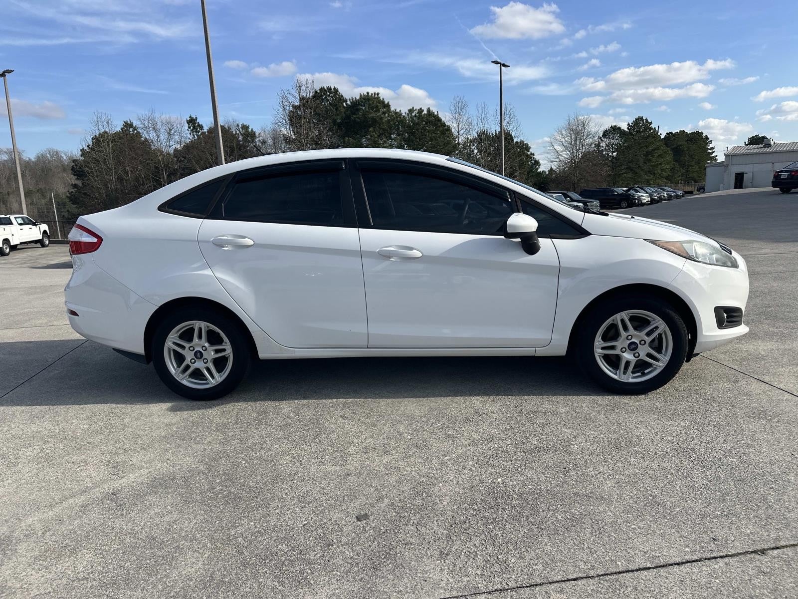 2018 Ford Fiesta SE SEDAN