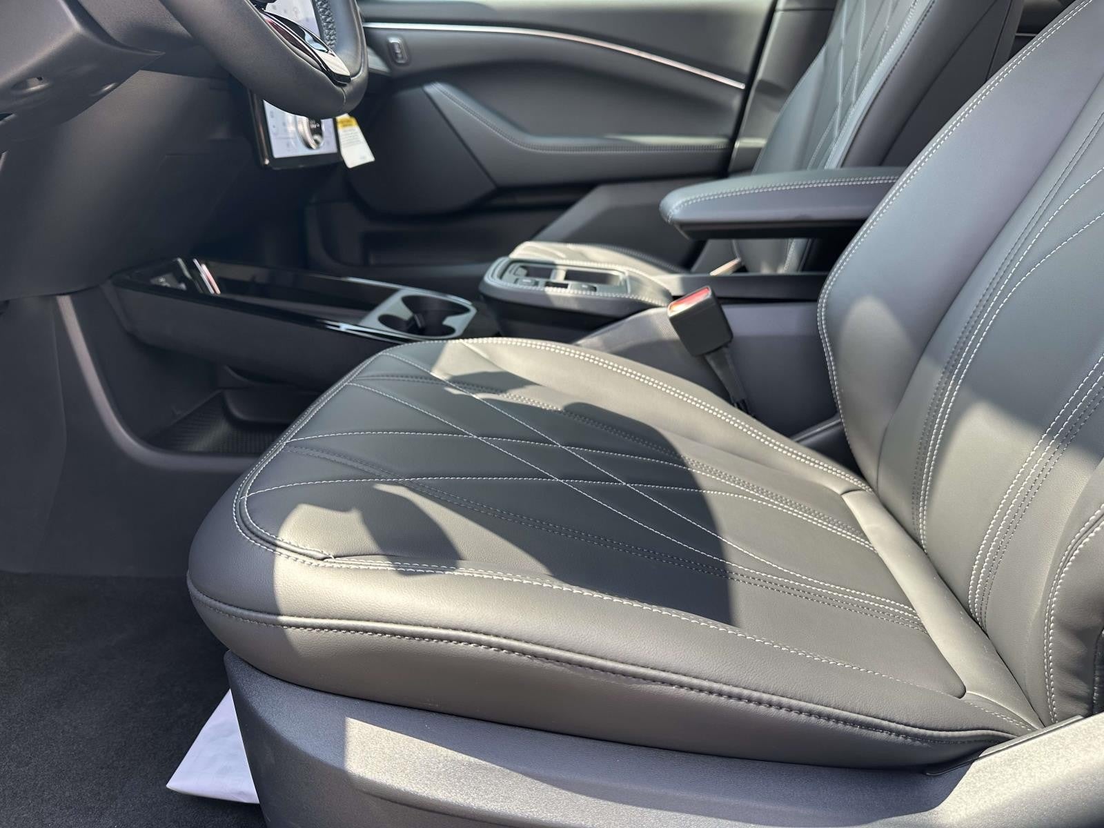 2025 Ford Mustang Mach-E SELECT AWD