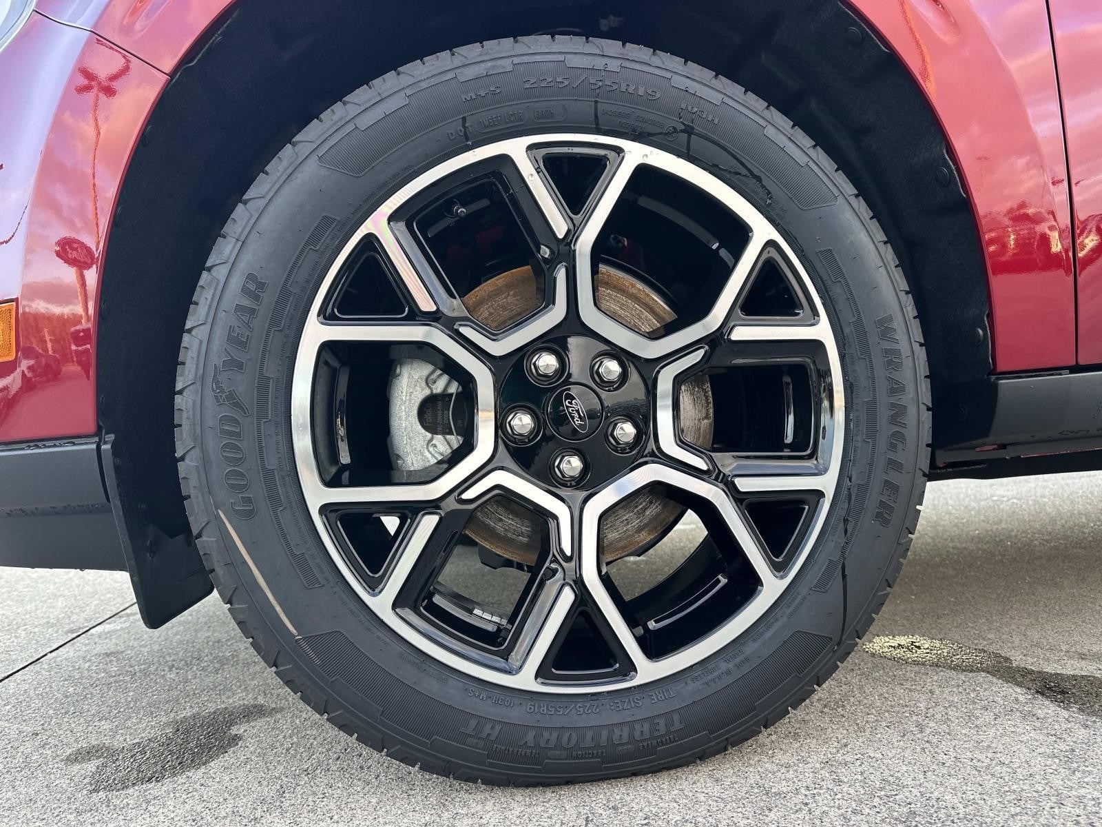 2025 Ford Maverick LARIAT AWD SUPERCREW