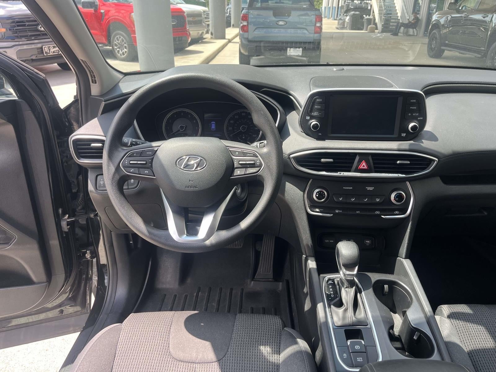 2019 Hyundai Santa Fe SE