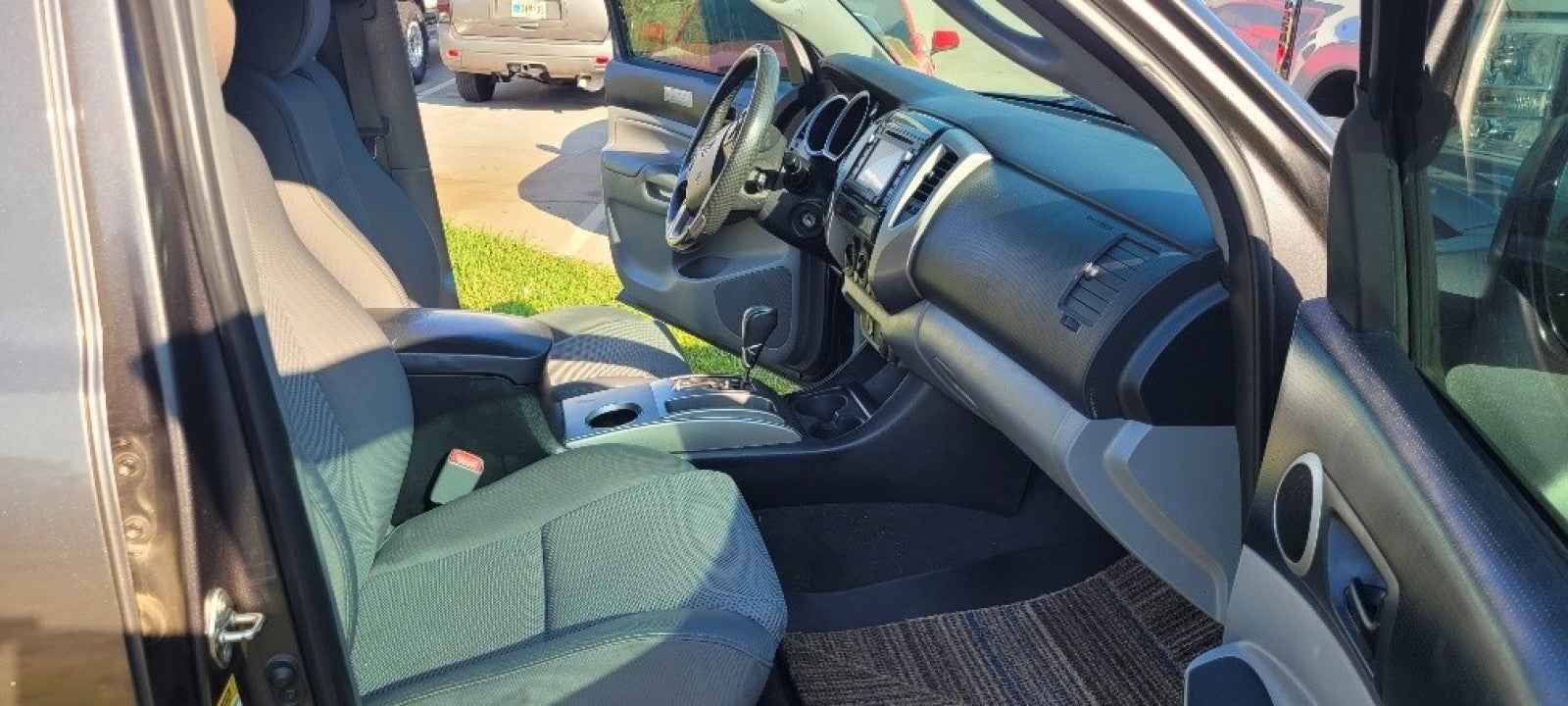 2015 Toyota Tacoma CREW CAB